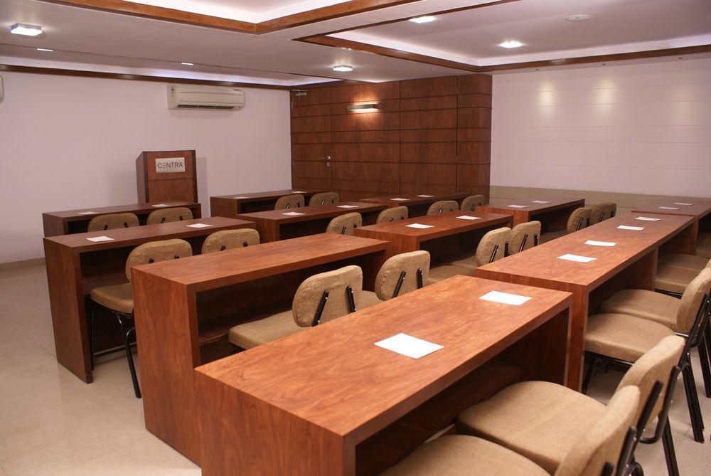 Hotel Centra Ahmedabad Exterior photo